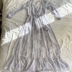 grey and white printed dress